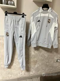 tuta real madrid size M