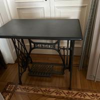 Tavolino singer con lastra in ardesia