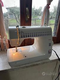 Macchina per cucire Toyota