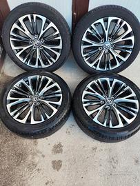 GOMME E CERCHI ORIGINALI TOYOTA YARIS CROSS