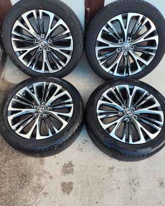GOMME E CERCHI ORIGINALI TOYOTA YARIS CROSS