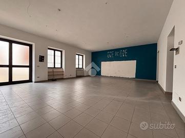 LABORATORIO A LEGNANO