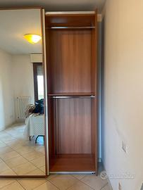 Armadio tre ante scorrevoli