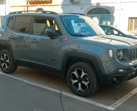 JEEP Renegade trailhawk