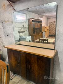 Credenza Buffet Vintage con Grande Specchiera
