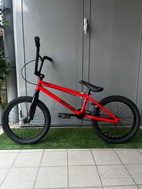 BMX freestyle Radio Revo, raggio da 18