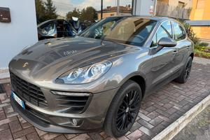 Porsche Macan 3.0 Diesel S / Book Service