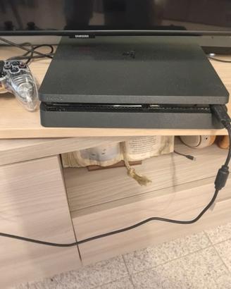 PLAY STATION 4 SLIM+4 giochi