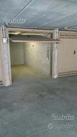 GARAGE BOX