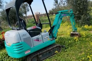 Mini Escavatore 15 quintali NUOVISSIMO 2000 ore 