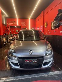 Renault Scenic Scénic X-Mod 1.5 dCi 110CV EDC Luxe