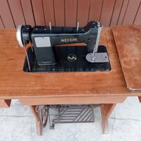 Mobiletto + macchina da cucire originale NECCHI