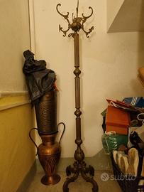 Appendiabiti in Ottone Massiccio Stile Classico