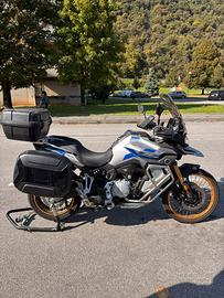 Moto voge valico 900 dsx