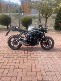 Triumph Street Triple R