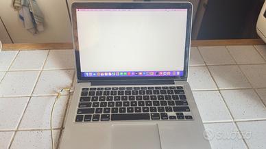 MacBook Pro 13" Retina (Early 2015) | i5 2.7GHz |