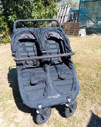 Passeggino gemellare buone condizioni