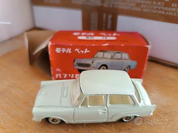 Model PET no Politoys Dinky Corgi Mercury 