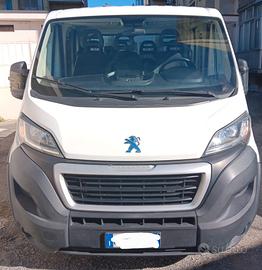 Peugeot Boxer 435 2.2 BlueHDi 165 S&S PLM-DC Cabin