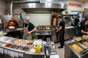 Pizzeria panineria d'asporto
