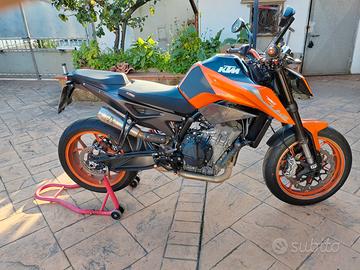 KTM Duke 790