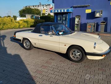 Alfa Romeo spider 1600 Duetto 84