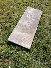 Grandi piastrelle vintage  in cemento per giardino