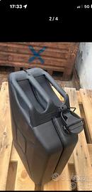 3 taniche in ferro da 20 litri NUOVE