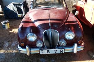 JAGUAR MK II CC 2400 del 1962 da RESTAURARE