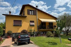 Villa indipendente con ampio giardino