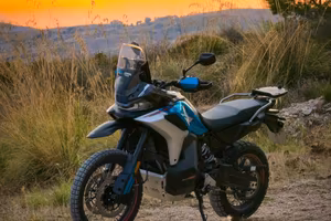 CF Moto 800 mtx