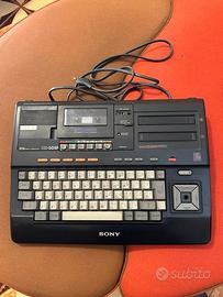 Computer Sony MSX HB-501P con giochi