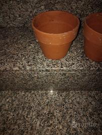 4 vasi in terracotta  nuovi