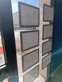  8 pannelli retro illuminati a led.