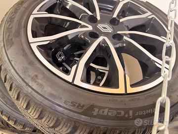 CERCHI ORIGINALI RENAULT CON GOMME INVERNALI