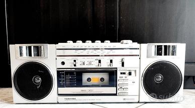 Radio Toshiba boombox mangiacassette RT S782 audio