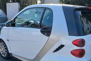 Smart fortwo del 2008 immacolata