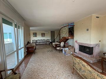 Super Attico con garage doppio
