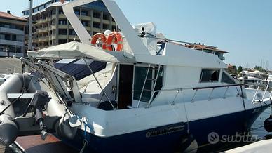 Cabinato a motore 10,11 mt