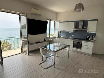 Appartamento in via lungomare San Marco