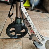 Monopattino Oxelo Mid 9 (due pezzi disponibili) 