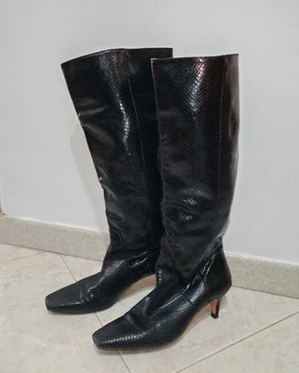 Zara Stivali neri coccodrillo gambale largo 40