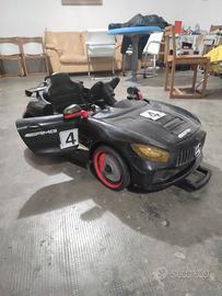 macchinina elettrica AMG per bambini 