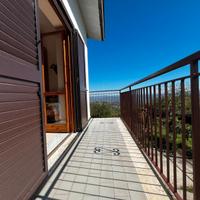 Casa indipendente con giardino