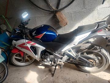 Honda CBR250