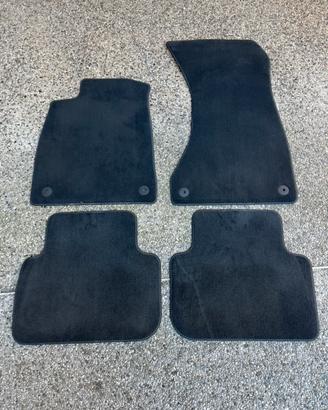 Tappetini moquettes per Audi Q3 Sport Beck 2024