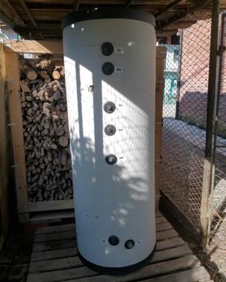 Accumulatore Acqua per impianto Solare Termico