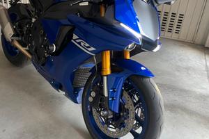 Yamaha R1