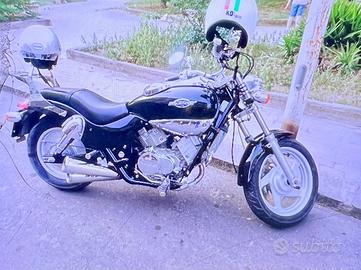 Moto Kymco Venox 250i