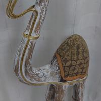 riproduzione cammello in legno